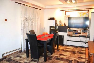 Casă cu 5 camere cu Teren 880 Mp în Exterior Est - 4