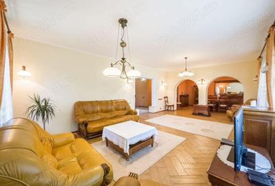 Vanzare vila deosebita - Aninoasa, Dambovita - 5