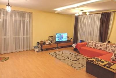 Vanzare Casa  - Vila - Prelungirea Ghencea - Margelelor - teren 300mp -  240000E - 8