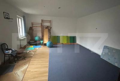 Casă cu 7 camere în Olimpia-Stadion - 1