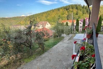 Casa de Vanzare, la podul jelnei ,cca 220mp. - 2