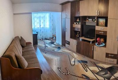 Apartament cu 3 camere decomandat în 1 Mai - 6