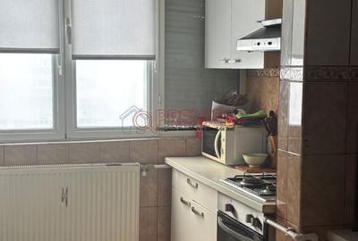 Apartament cu 4 camere în Berceni - 1