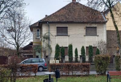 Apartament cu 3 camere semidecomandat în Solidarității - 2