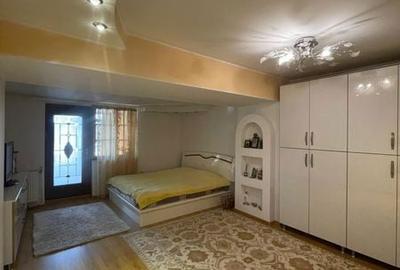 Apartament cu 4 camere decomandat în Țiglina 1 - 7