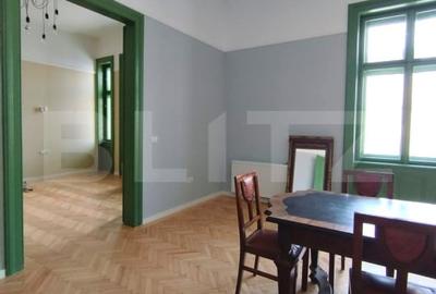 Apartament de vanzare, cu 3 camere, 100 mp, zona centrala - 2