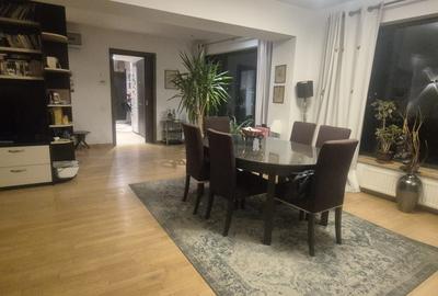 Apartament cu 3 camere decomandat, mobilat în 1 Mai - 11