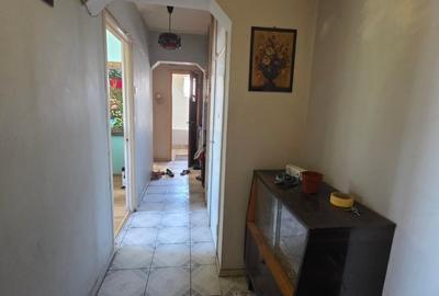 Apartament cu 3 camere decomandat în Costin Georgian - 17