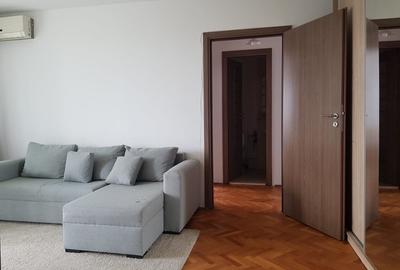 Inchiriere apartament 2 camere, renovat, Piata Sudului, 350 euro - 1