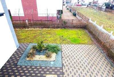 Duplex cu 5 camere cu Canalizare în Central - 3