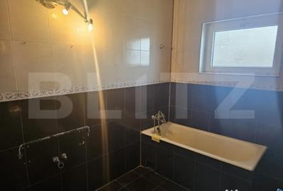 Casă cu 5 camere cu Teren 350 Mp în Ghercești - 17