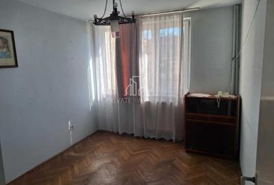 Apartament cu 3 camere decomandat în Dâmbu Pietros - 2