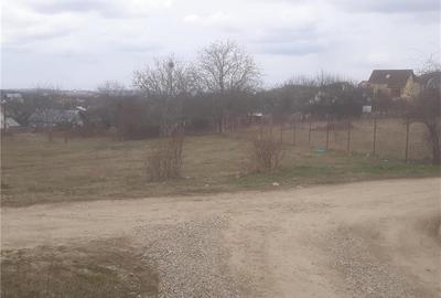 Teren de 1102 mp, în Bucium - 5