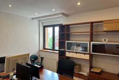 Apartament cu 4 camere decomandat, mobilat în Cotroceni - 2