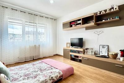 Apartament cu 3 camere decomandat, mobilat în Fălticeni