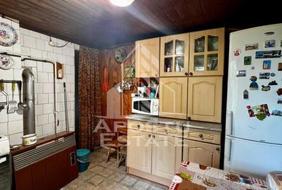 Casă cu 3 camere cu Canalizare în Central - 4
