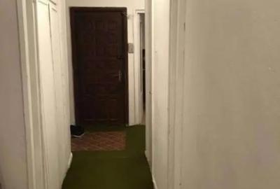 Apartament cu 3 camere decomandat în Brazda lui Novac - 2