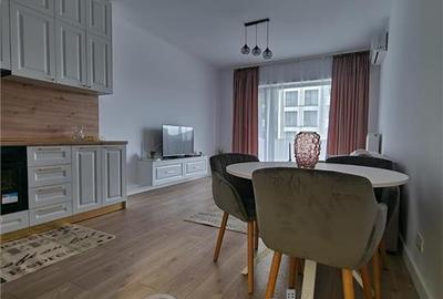 Apartament cu 2 camere semidecomandat în Baza 3 - 2