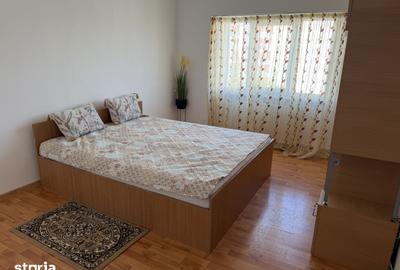Apartament cu 3 camere în Tractorul - 1