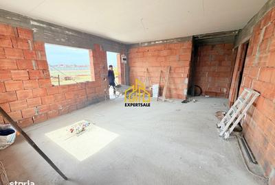 Casă cu 4 camere cu Teren 400 Mp în Domnești - 7