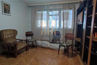 Apartament de inchiriat , 2 camere , zona Nord ,pret 1400 ron