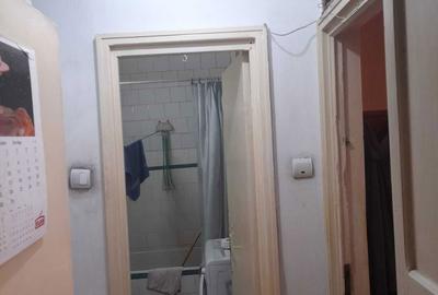 Apartament cu 3 camere semidecomandat în Jiului - 3