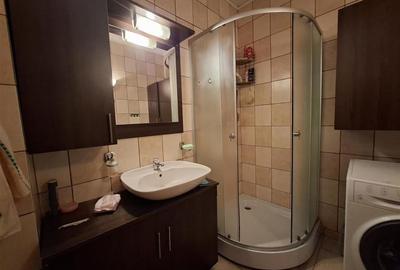 Casa 4 camere pivnita curte individuala Zona Lazaret - 15