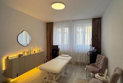 Spațiu comercial, în Central - 4