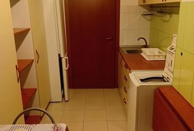 Garsonieră decomandată în Vitan - 4