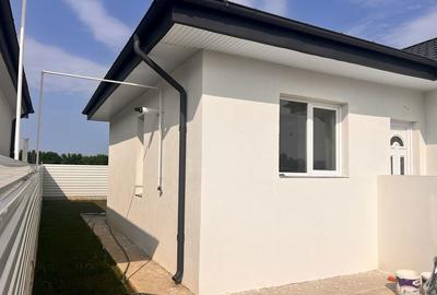 Casă cu 3 camere în Crevedia - 3