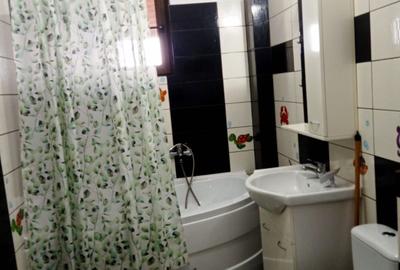 Apartament cu 3 camere semidecomandat în Fundeni - 4