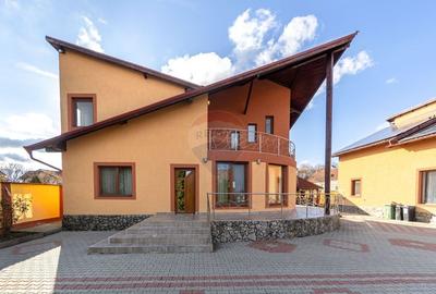 Casa / Vila de vanzare in Colonia BOD - 3