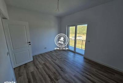 Casă cu 4 camere în Valea Lupului