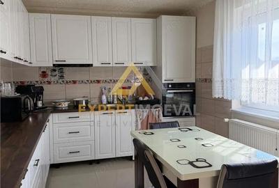 Casă cu 4 camere cu Teren 550 Mp în Valea Borcutului - 3