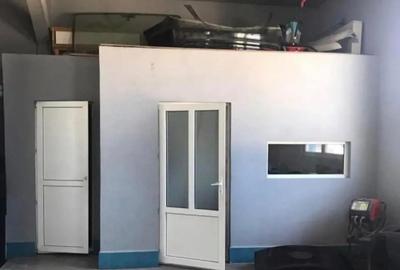 Ofer spre inchiriere servis autorizat rar . - 4