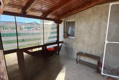 Casă cu 4 camere cu Teren 1400 Mp în Satulung - 6