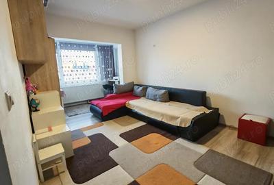 Apartament cu 2 camere decomandat în Central - 2