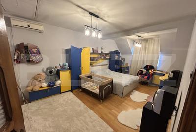 Casă cu 4 camere cu Teren 270 Mp în Central - 2