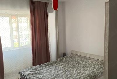 Apartament cu 2 camere decomandat în Ostroveni