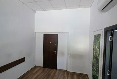 Spațiu comercial, de 60 mp, în Cornișa - 2