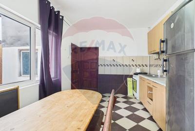 Casa / Vila cu 5 camere de vanzare - 13