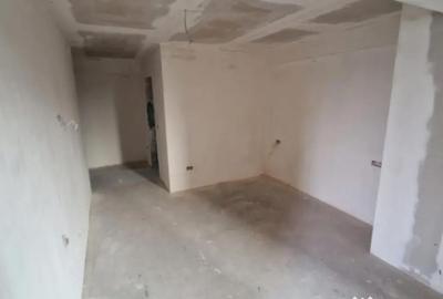 Apartament cu 3 camere decomandat în George Enescu - 8