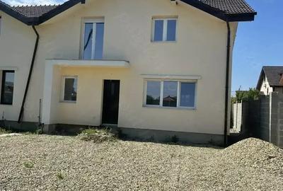 Vand 1 2 duplex constructie noua , cartier in dezvoltare Vand 1 2 duplex constructie noua , cartier in dezvoltare - 2