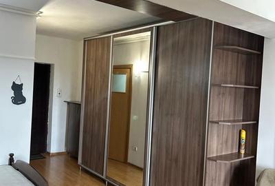 Garsonieră decomandată în Central - 7