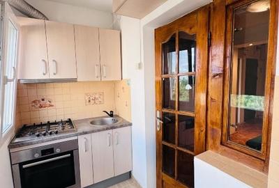 Apartament cu 3 camere semidecomandat, mobilat în Girocului - 7