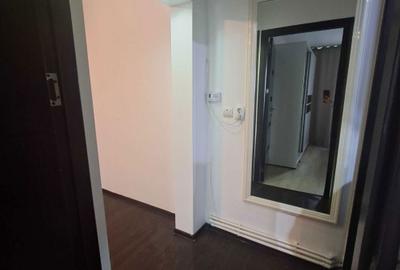 Apartament cu 2 camere semidecomandat în Milcov - 1