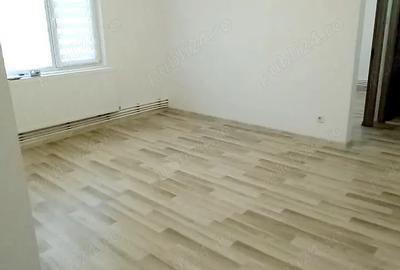 Vand apartament doua camere in m6 - 3