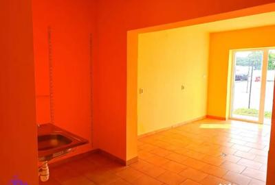 Spațiu comercial, de 23 mp, în Central - 3