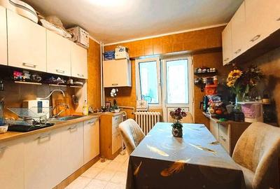 Apartament cu 2 camere decomandat în Decebal - 11