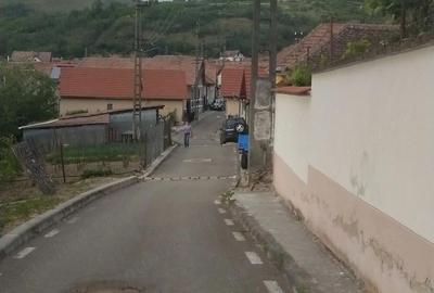 Casă cu 2 camere cu Teren 200 Mp în Săsciori - 1